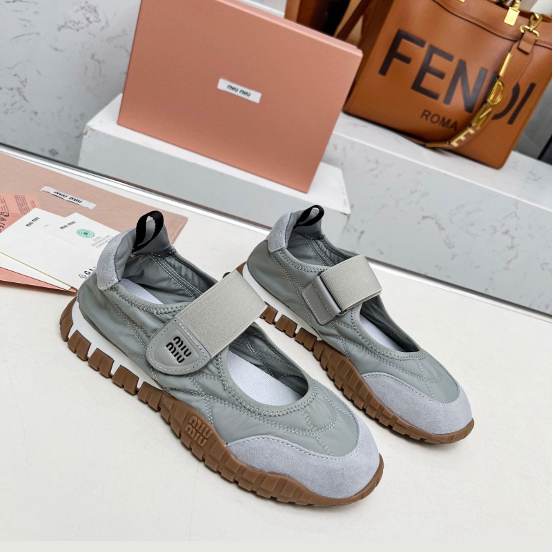 Miu Miu Casual Shoes
